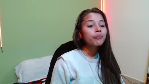 Noha Thomson online show from 12.12.24