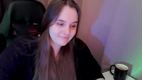 noir_ember_ online show from 02.14.26