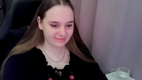 noir_ember_ online show from 03.05.26