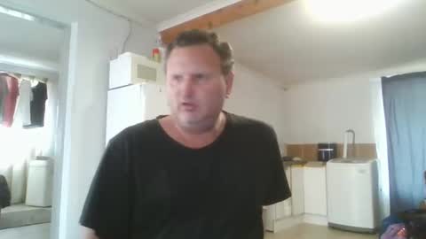 Snapshot of nollie244 chatting on 10.19.25 Nollie online show from 10.19.25