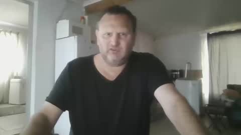 Snapshot of nollie244 chatting on 10.26.25 Nollie online show from 10.26.25