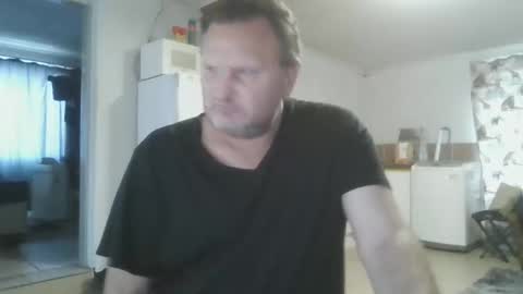 Snapshot of nollie244 chatting on 04.11.26 Nollie online show from 04.11.26