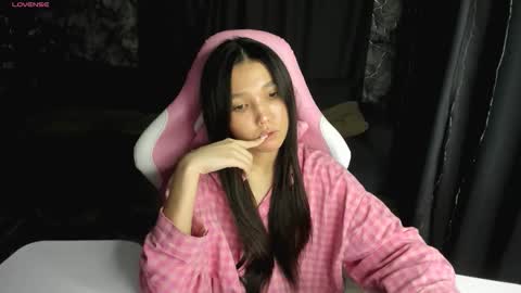 nomi online show from 02.10.26