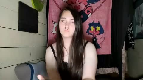 Snapshot of nonbinarybeauty20 chatting on 06.24.26 nonbinarybeauty20 online show from 06.24.26