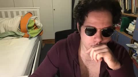 Snapshot of nongay379444 chatting on 12.31.24 nongay379444 online show from 12.31.24