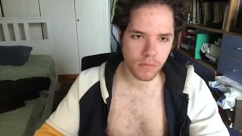 Snapshot of nongay379444 chatting on 01.07.25 nongay379444 online show from 01.07.25