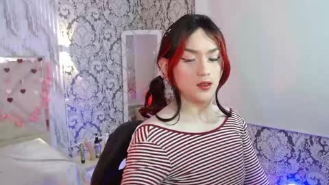 Snapshot of nooah_tay chatting on 04.27.26 nooah_tay online show from 04.27.26