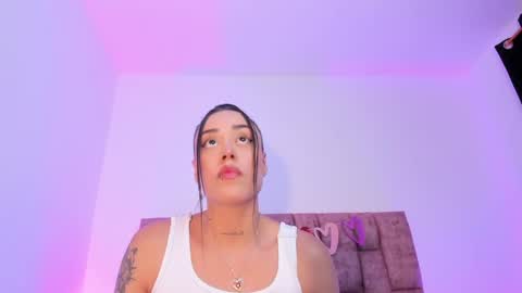 Snapshot of nora_dasilva chatting on 05.22.26 Nora Da Silva online show from 05.22.26