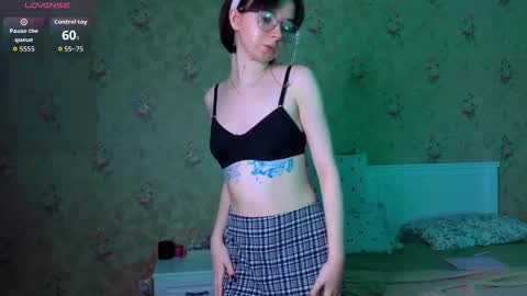 Nora Failure online show from 11.22.25