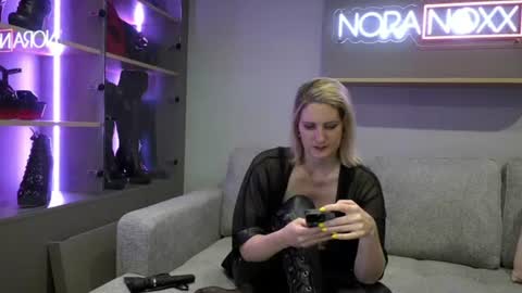 Snapshot of nora_noxx chatting on 06.21.26 NoraNoxx online show from 06.21.26