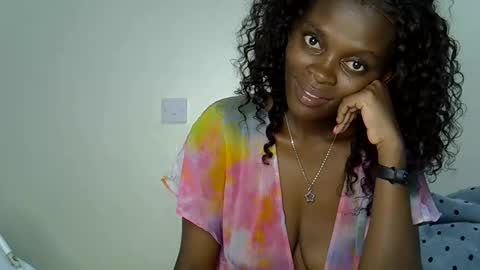 Snapshot of norah_pure chatting on 12.26.24 norah_pure online show from 12.26.24