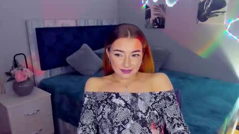 NoraSun online show from 03.07.25