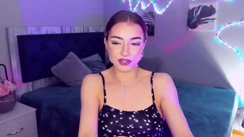 NoraSun online show from 03.09.25