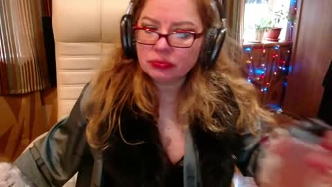 Snapshot of norma_gin chatting on 05.16.26 miss Tress online show from 05.16.26