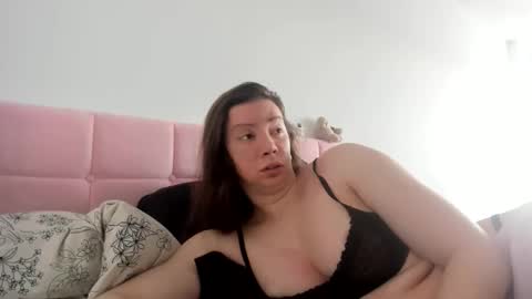 Emily snow online show from 12.15.25