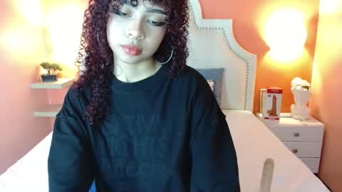 Snapshot of north_sweet_ chatting on 02.23.25 N O R T H online show from 02.23.25