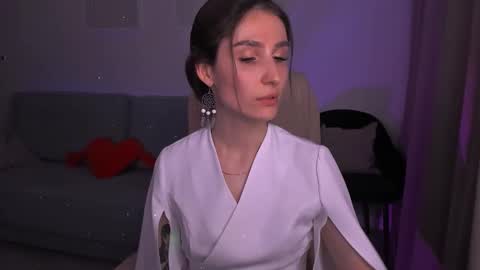 Hazel online show from 12.30.24