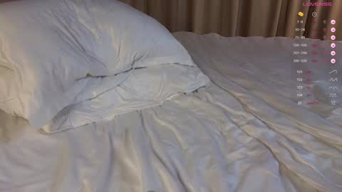 Gracia    150  online show from 12.17.24