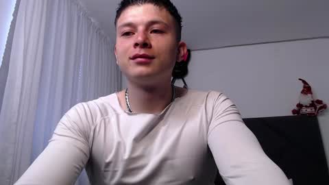 Snapshot of nortticus chatting on 12.21.24 nortticus online show from 12.21.24