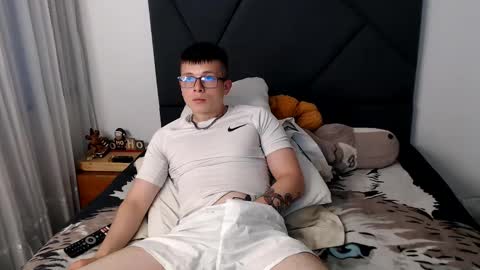 Snapshot of nortticus chatting on 02.02.25 nortticus online show from 02.02.25