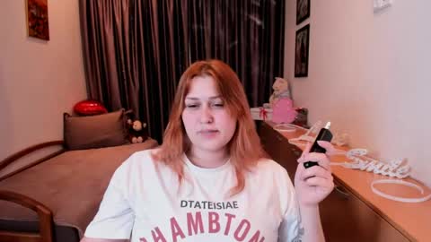 Snapshot of nortystaar chatting on 05.18.26 NORA online show from 05.18.26
