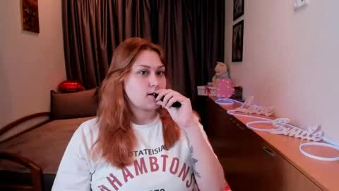 Snapshot of nortystaar chatting on 05.19.26 NORA online show from 05.19.26