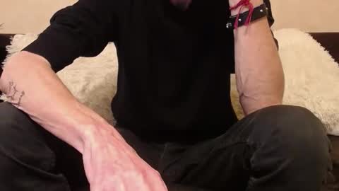 nosaintswhitoutsinners online show from 01.01.25