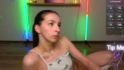 Snapshot of not_yourtoy chatting on 01.24.25 Hello My name is Helene NTMU Finger up if u like what u see online show from 01.24.25