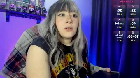 Snapshot of nova_gara chatting on 07.04.26 s online show from 07.04.26