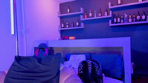 Nova Salvatore online show from 03.27.26