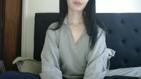 Snapshot of novafrey chatting on 05.27.26 Olivia online show from 05.27.26