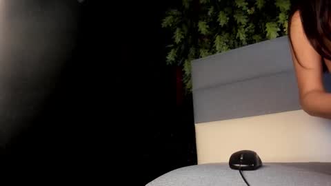 Snapshot of novi_rosse chatting on 09.16.25 Novi online show from 09.16.25