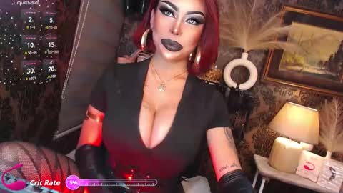 Snapshot of nswcunt chatting on 01.11.26 QUEEN MIRAHH online show from 01.11.26