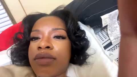 Snapshot of nu_bi_an chatting on 02.28.25 Nubian online show from 02.28.25