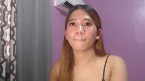 Snapshot of nuaghtyasianathena chatting on 01.11.25 Athena online show from 01.11.25