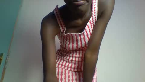 Snapshot of nubian_queen001 chatting on 03.18.26 nubian_queen001 online show from 03.18.26