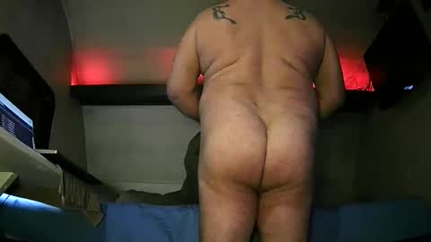 Snapshot of nudusmaximus chatting on 12.22.25 nudusmaximus online show from 12.22.25