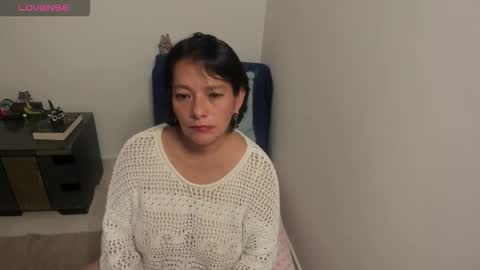 nuit_rose online show from 11.18.25