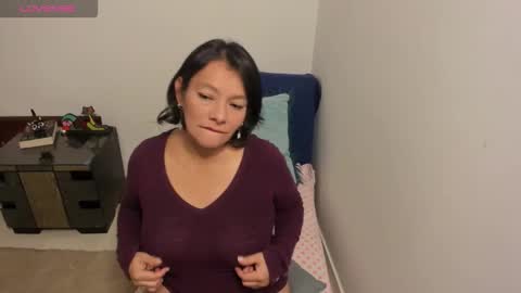 nuit_rose online show from 12.01.25