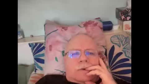 nukiss online show from 03.09.25