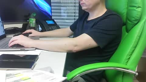 Snapshot of numlove chatting on 07.06.26 Slave for Mistress and Master online show from 07.06.26