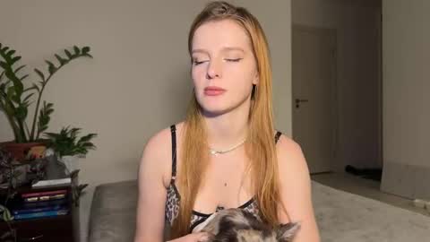 nura_foxx online show from 09.16.25