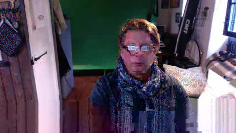 Snapshot of nurod chatting on 01.02.25 nurod online show from 01.02.25