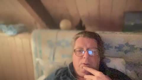 Snapshot of nurod chatting on 01.18.25 nurod online show from 01.18.25