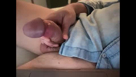 Snapshot of nurod chatting on 01.31.25 nurod online show from 01.31.25