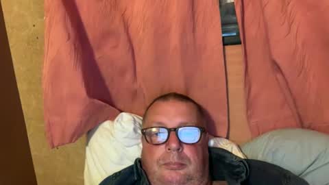 Snapshot of nurod chatting on 10.15.25 nurod online show from 10.15.25