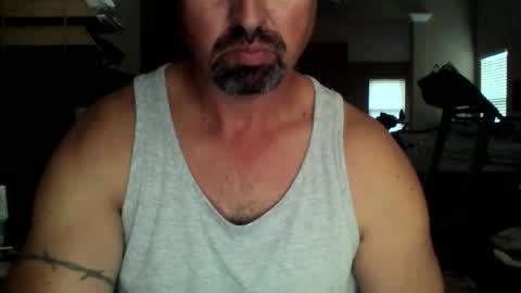 Snapshot of nvrenuff1979 chatting on 09.16.25 nvrenuff1979 online show from 09.16.25