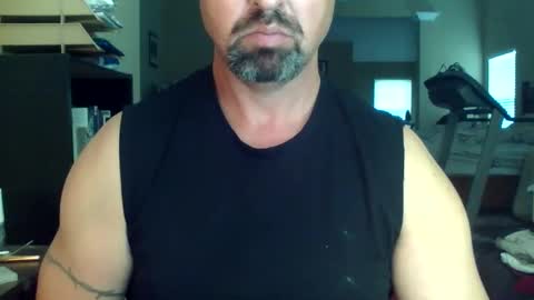 Snapshot of nvrenuff1979 chatting on 09.21.25 nvrenuff1979 online show from 09.21.25