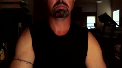 Snapshot of nvrenuff1979 chatting on 09.22.25 nvrenuff1979 online show from 09.22.25