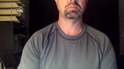 Snapshot of nvrenuff1979 chatting on 10.23.25 nvrenuff1979 online show from 10.23.25